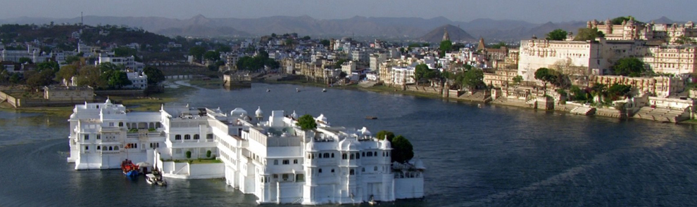 Rajasthan with lake city