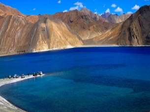 Nubra valley and Pangong Tour